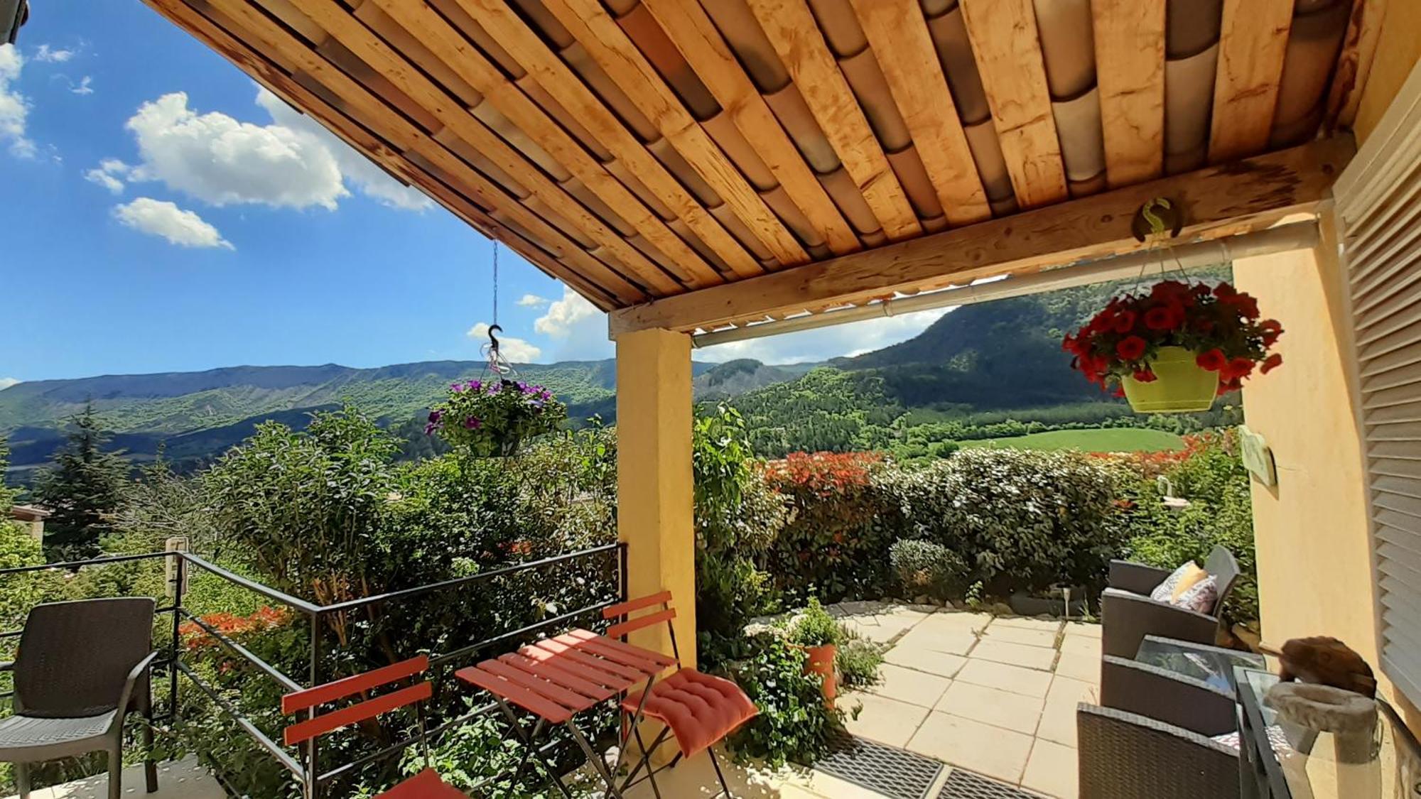 Les Terrasses Du Paradis Orpierre Exterior photo